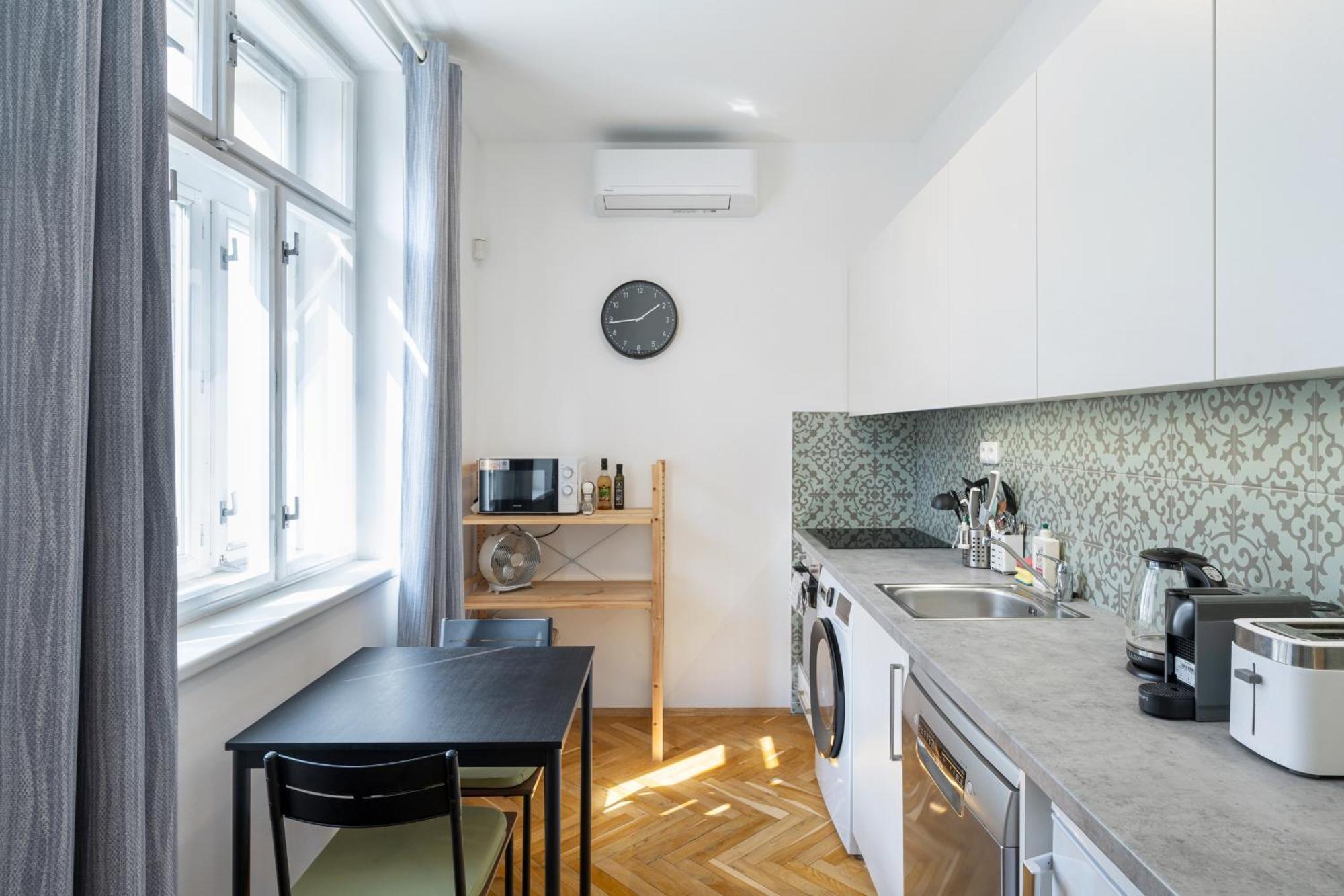 Veleslavin Apartments Prága Kültér fotó