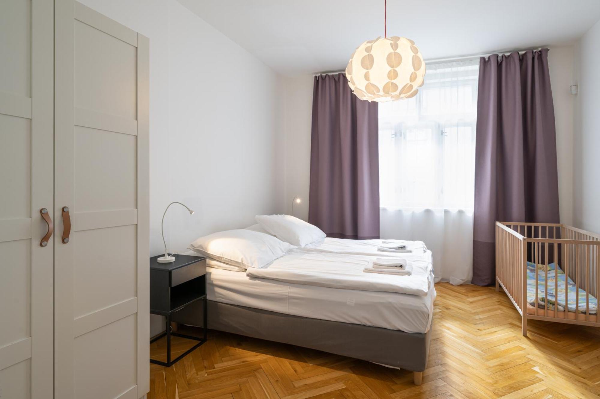 Veleslavin Apartments Prága Kültér fotó