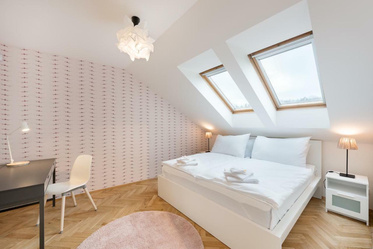 Veleslavin Apartments Prága Kültér fotó