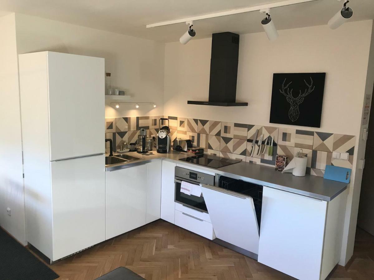 Veleslavin Apartments Prága Kültér fotó