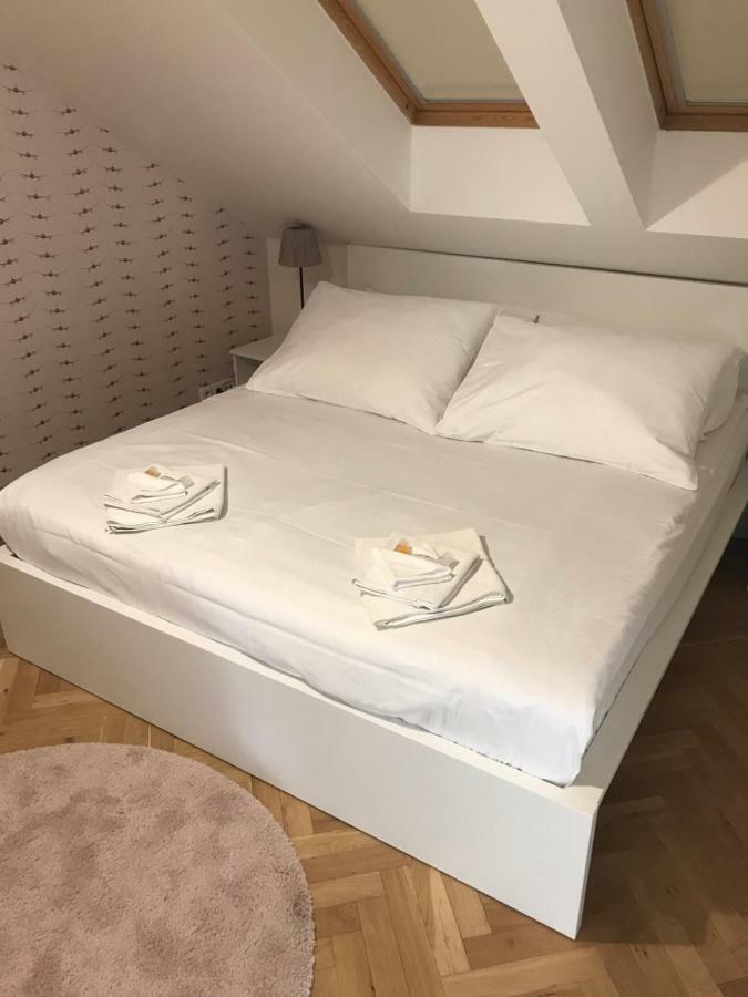 Veleslavin Apartments Prága Kültér fotó